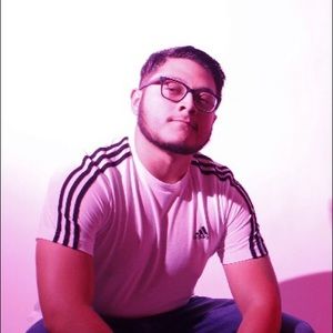 Meet your Posher, Daniel